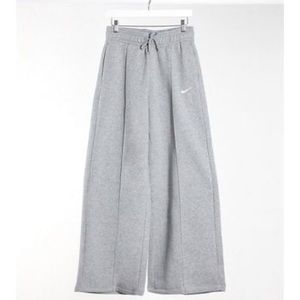 Nike Wide Leg Sweatpants